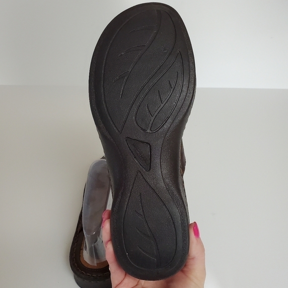 MAGELLAN FOOTWEAR LEATHER SANDALS - Picture 7 of 7